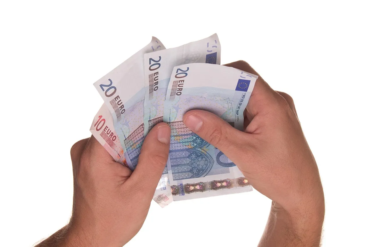 Unlocking the Secrets of Operating Cash Flow (OCF) 2023. 3 Operating-Cash-Flow